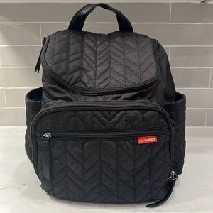 Skip Hop forma black diaper bag
